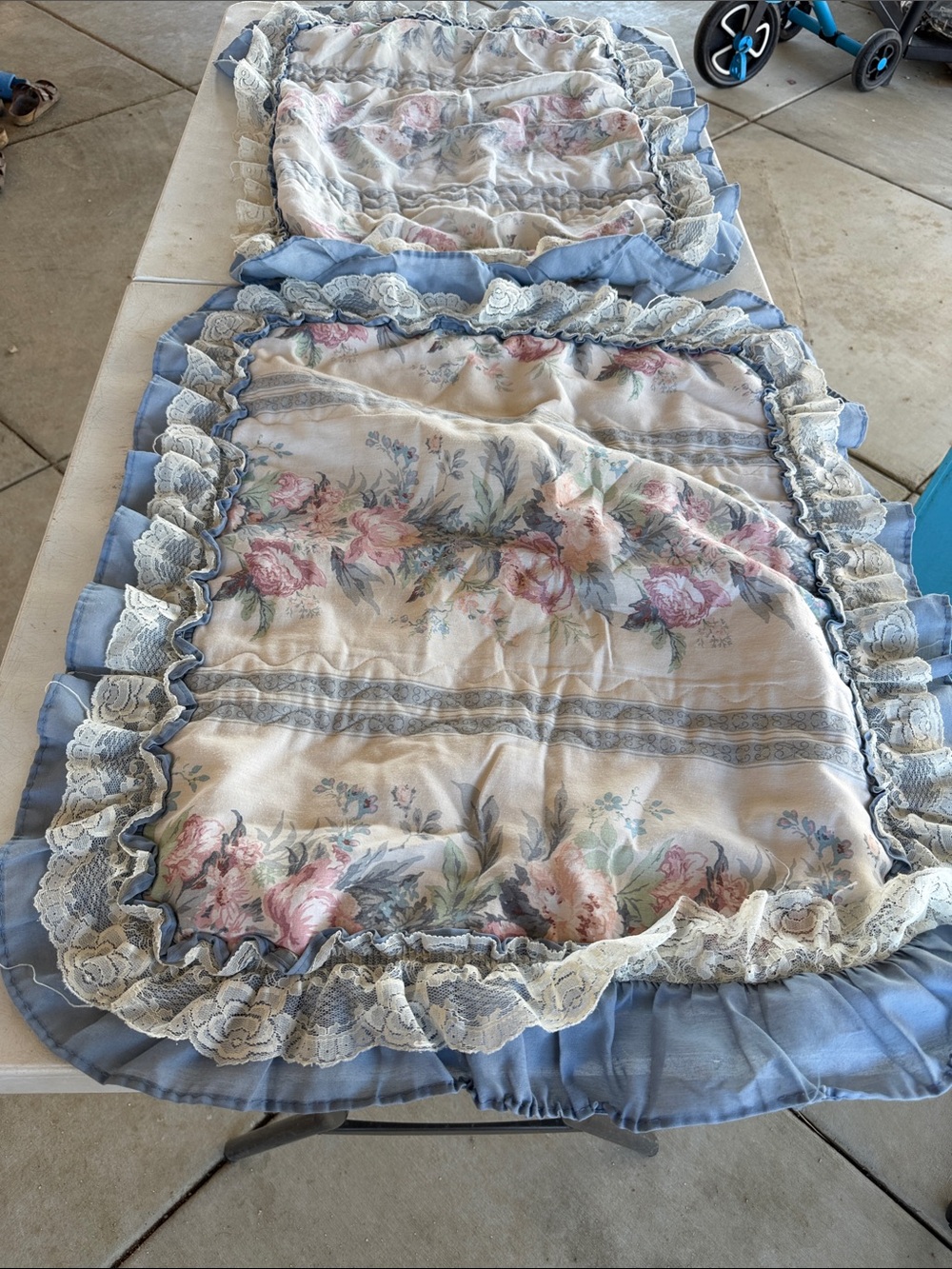 Vintage Floral Ruffled Decorative Pillow Sham in Blue and Cream